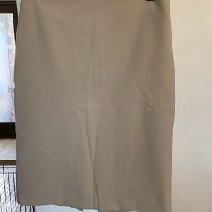 Victoria Secret beige lightweight pencil skirt, never worn